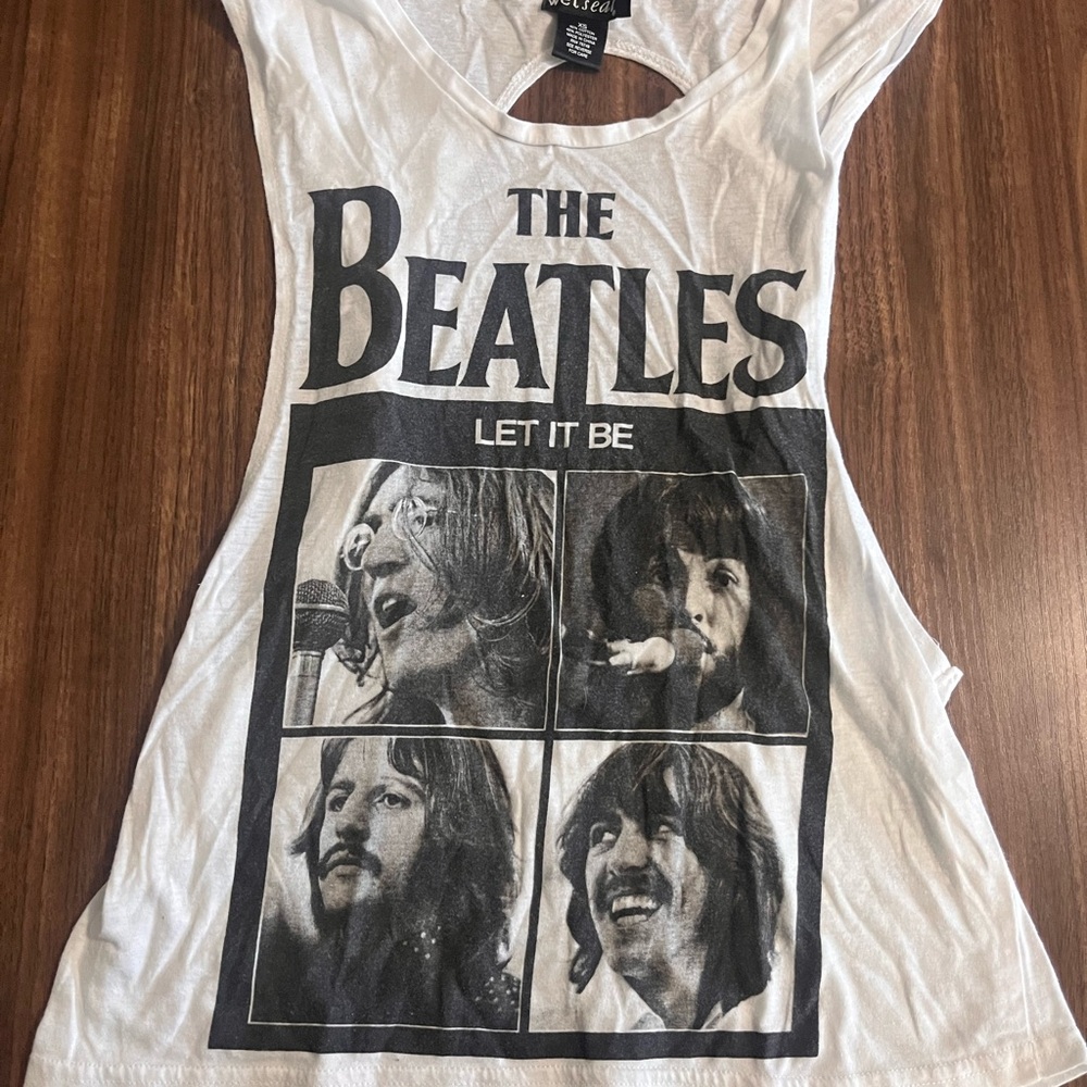 Wet Seal The Beatles Graphic White Tee